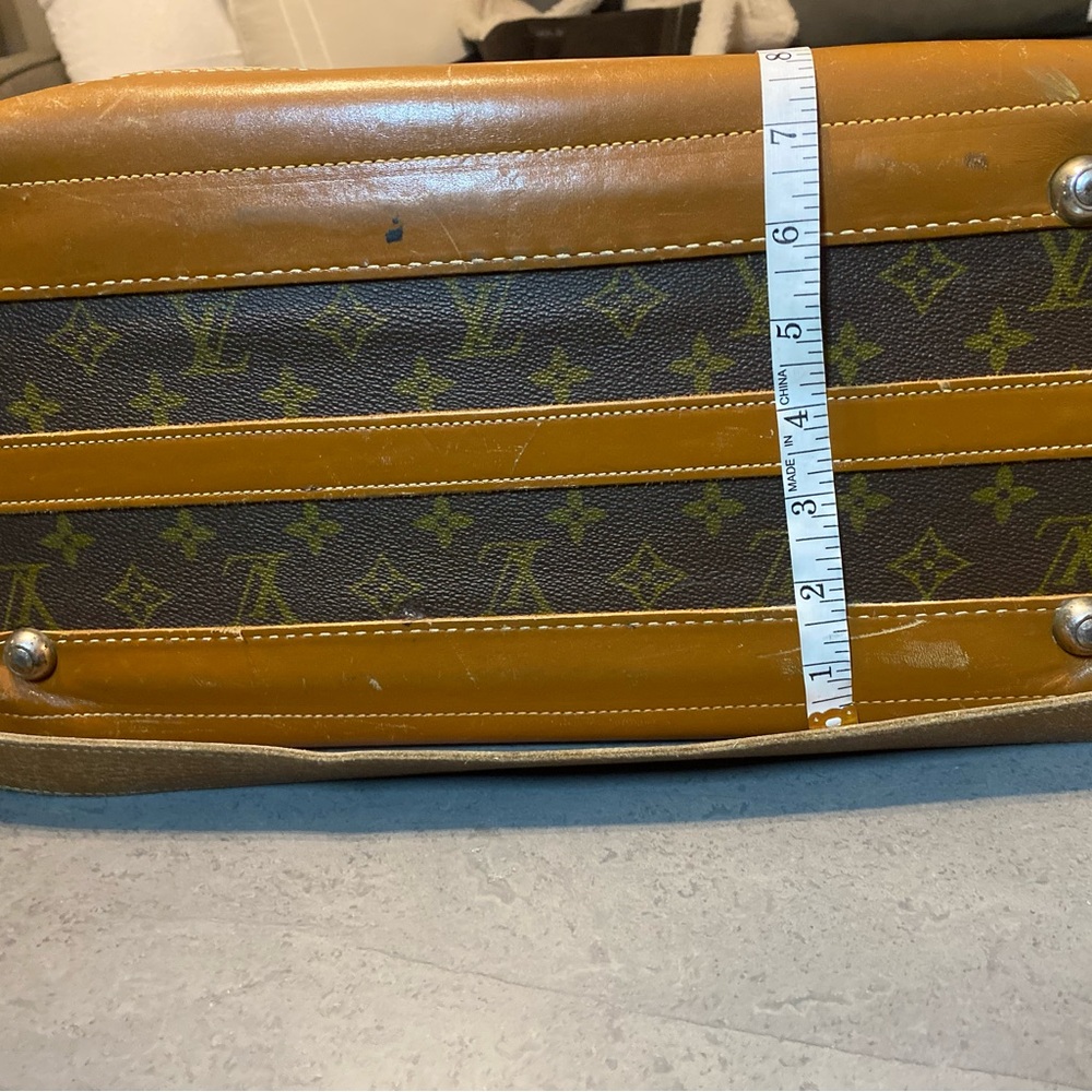 Authentic Vintage Louis Vuitton Monogram Brown Tan Messenger/Travel Bag - Picture 17 of 17